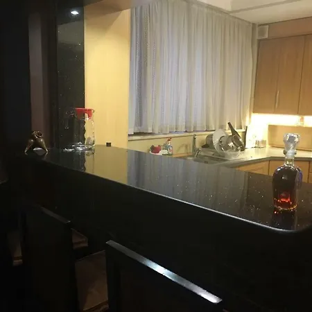 Superb House With Marvelous Garden * İstanbul