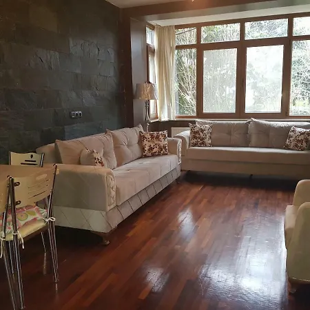 فيلة Superb House With Marvelous Garden *